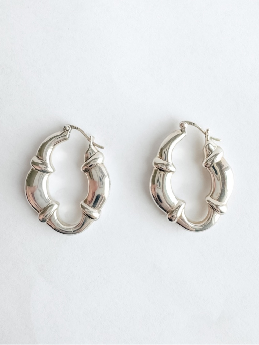 Sterling Silver .925 Beautiful Elegant Scalloped Statement Hoop Earrings